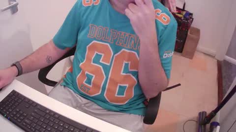 Snapshot of essex_wild chatting on January 2025 09:20:01 PM Morph online show from January 2025 09:20:01 PM