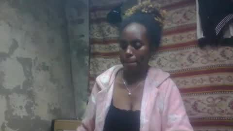 Snapshot of estanie chatting on September 2025 07:52:01 PM estanie online show from September 2025 07:52:01 PM