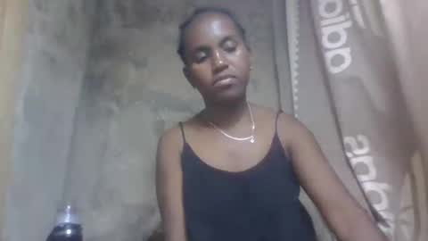 Snapshot of estanie chatting on October 2025 09:18:01 AM estanie online show from October 2025 09:18:01 AM