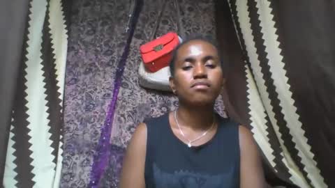 Snapshot of estanie chatting on October 2025 06:53:01 PM estanie online show from October 2025 06:53:01 PM