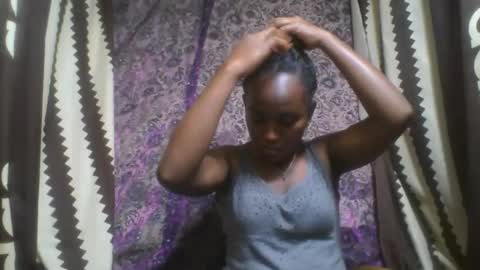 Snapshot of estanie chatting on October 2025 06:35:02 AM estanie online show from October 2025 06:35:02 AM