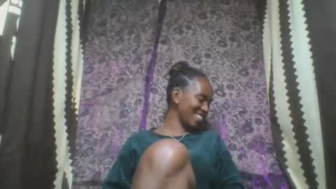 Snapshot of estanie chatting on October 2025 06:51:01 PM estanie online show from October 2025 06:51:01 PM