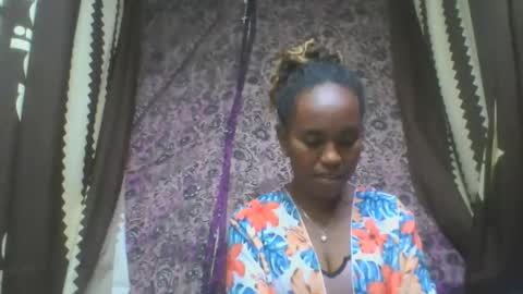 Snapshot of estanie chatting on October 2025 08:11:01 AM estanie online show from October 2025 08:11:01 AM