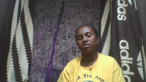 Snapshot of estanie chatting on October 2025 07:20:01 PM estanie online show from October 2025 07:20:01 PM