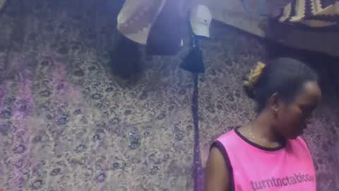 Snapshot of estanie chatting on October 2025 07:31:01 AM estanie online show from October 2025 07:31:01 AM