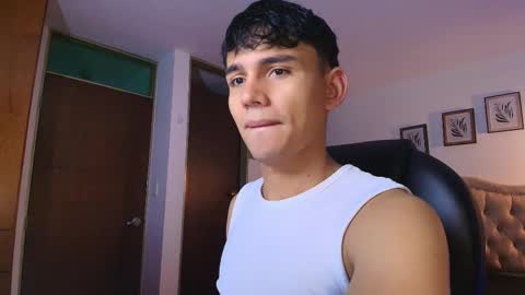 Esteban online show from October 2025 10:48:01 AM