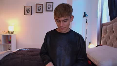 Snapshot of estebanperez_ chatting on January 2026 01:57:02 PM Esteban online show from January 2026 01:57:02 PM