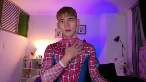 Snapshot of estebanperez_ chatting on February 2026 10:55:01 AM Esteban online show from February 2026 10:55:01 AM