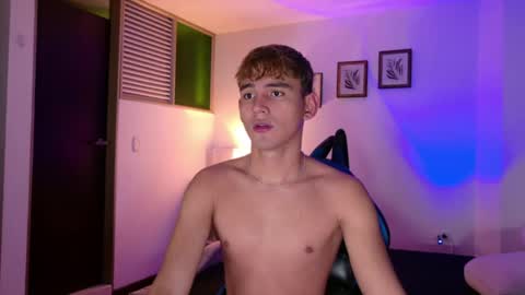 Snapshot of estebanperez_ chatting on February 2026 10:56:01 AM Esteban online show from February 2026 10:56:01 AM