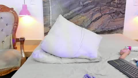 Snapshot of estefy_gomez1 chatting on March 2025 09:42:01 AM Stefy online show from March 2025 09:42:01 AM