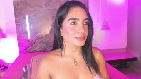 Snapshot of estefy_gomez1 chatting on March 2025 06:33:02 AM Stefy online show from March 2025 06:33:02 AM