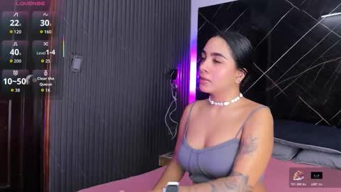 Snapshot of estefy_gomez1 chatting on October 2025 04:25:02 AM Stefy online show from October 2025 04:25:02 AM