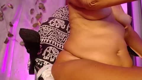 estelamaris online show from February 2025 02:08:02 AM