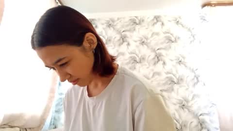 estellekirbo online show from February 2026 11:03:01 AM