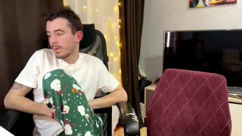 Ester online show from February 2026 07:25:02 PM