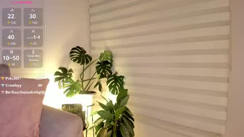 Snapshot of estercollins_ chatting on June 2026 12:32:02 AM Is secret online show from June 2026 12:32:02 AM