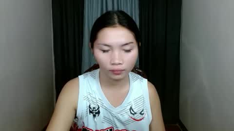 Snapshot of estherlust chatting on April 2026 02:03:01 AM IRIS online show from April 2026 02:03:01 AM