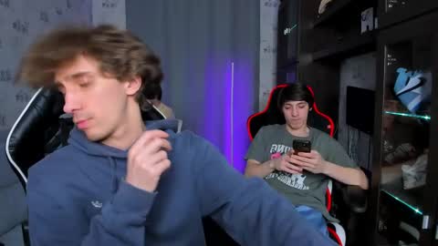 LOUIS online show from March 2025 03:24:01 AM