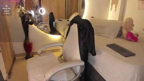 AmberDisny online show from January 2026 07:28:02 PM