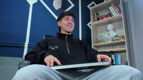 Etham online show from November 2025 11:20:02 AM