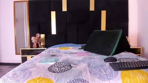 Ethan online show from January 2025 08:48:01 PM