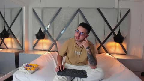 ethan_greys online show from January 2026 12:36:02 AM