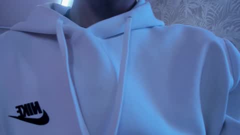 Snapshot of ethan_jamees chatting on February 2026 02:00:02 PM E T H A N online show from February 2026 02:00:02 PM