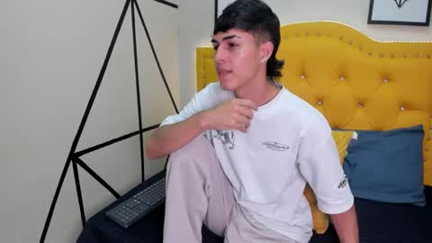 Snapshot of ethan_jamees chatting on February 2026 08:09:01 PM E T H A N online show from February 2026 08:09:01 PM