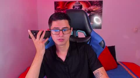 Snapshot of ethan_sai01 chatting on November 2025 01:54:02 PM ETHAN SAI online show from November 2025 01:54:02 PM