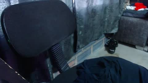 ethan white  online show from December 2024 08:39:01 PM