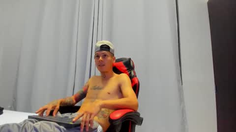 Snapshot of ethan_wolfe chatting on March 2026 04:57:01 PM Mauricio Marin Antia online show from March 2026 04:57:01 PM