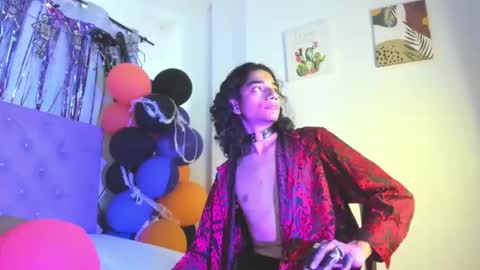 ethanblackwoodd online show from October 2025 10:00:01 PM