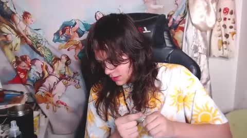 ethereal_thom online show from March 2025 04:30:02 AM