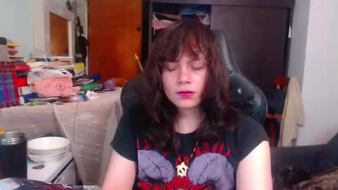 ethereal_thom online show from September 2025 02:04:01 AM