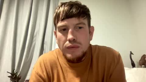 Snapshot of etphonehome369 chatting on October 2025 06:38:02 PM etphonehome369 online show from October 2025 06:38:02 PM