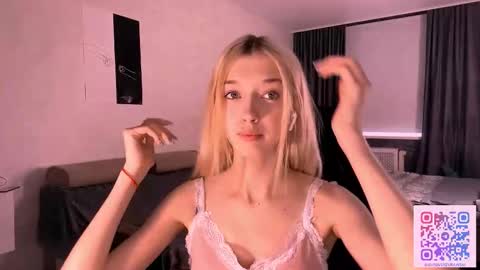 Snapshot of eufemiazurawski chatting on March 2026 09:11:02 AM Tali online show from March 2026 09:11:02 AM