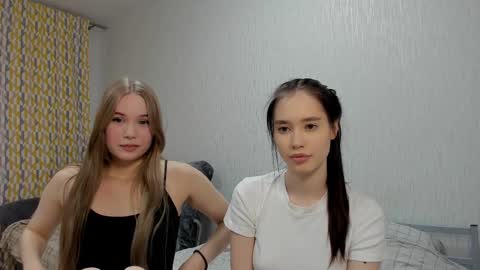 Veronica Tiia Lilith left to right online show from February 2025 12:00:02 PM