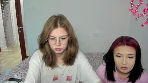 Snapshot of eumomino chatting on May 2026 12:49:01 AM Veronica Tiia Lilith left to right online show from May 2026 12:49:01 AM