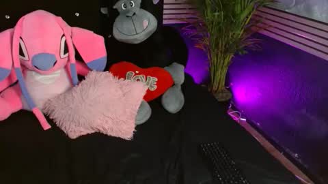 eva_06 online show from November 2025 11:26:01 PM