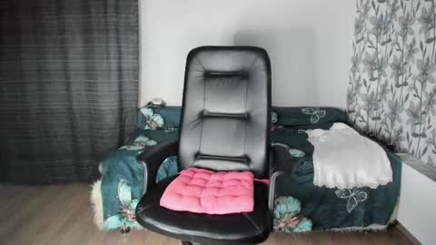 Snapshot of eva_7777 chatting on March 2025 11:27:02 PM Eva online show from March 2025 11:27:02 PM