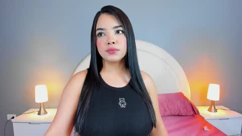 Snapshot of eva_bigboobs_ chatting on November 2025 11:12:02 AM EVA online show from November 2025 11:12:02 AM