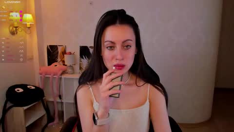 Im Eva online show from February 2026 04:44:01 AM