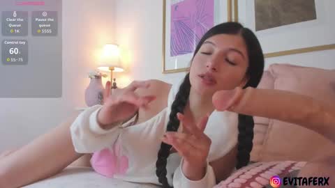 Snapshot of eva_depp chatting on September 2025 01:57:02 PM Evaa Depp online show from September 2025 01:57:02 PM