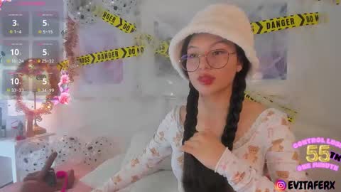 Snapshot of eva_depp chatting on October 2025 05:15:02 PM Evaa Depp online show from October 2025 05:15:02 PM