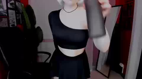 Eva online show from October 2025 03:53:01 PM