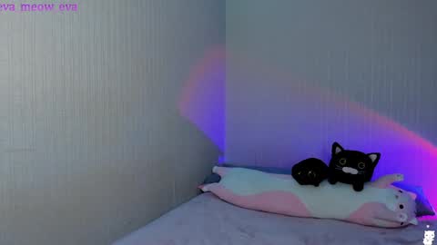 eva_meow_eva online show from December 2024 10:19:01 PM