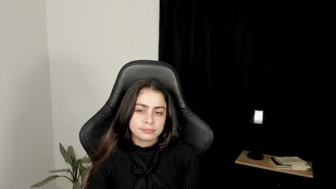 Snapshot of eva_monn chatting on January 2025 12:03:01 AM eva_monn online show from January 2025 12:03:01 AM