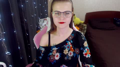 Snapshot of eva_orchid chatting on January 2025 01:00:01 PM Eva online show from January 2025 01:00:01 PM
