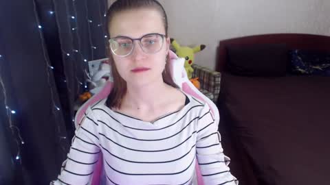 Snapshot of eva_orchid chatting on February 2025 04:14:02 PM Eva online show from February 2025 04:14:02 PM