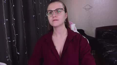 Snapshot of eva_orchid chatting on February 2025 01:21:02 PM Eva online show from February 2025 01:21:02 PM